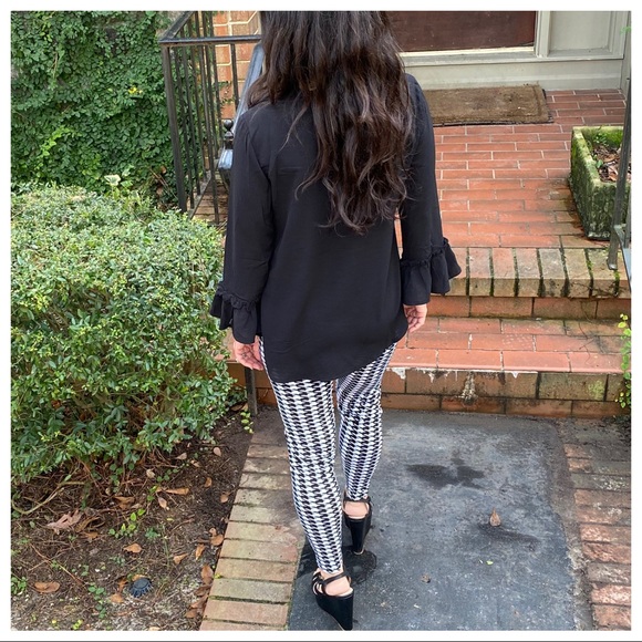 Best Selling Soft Brushed Houndstooth leggings - Picture 7 of 8